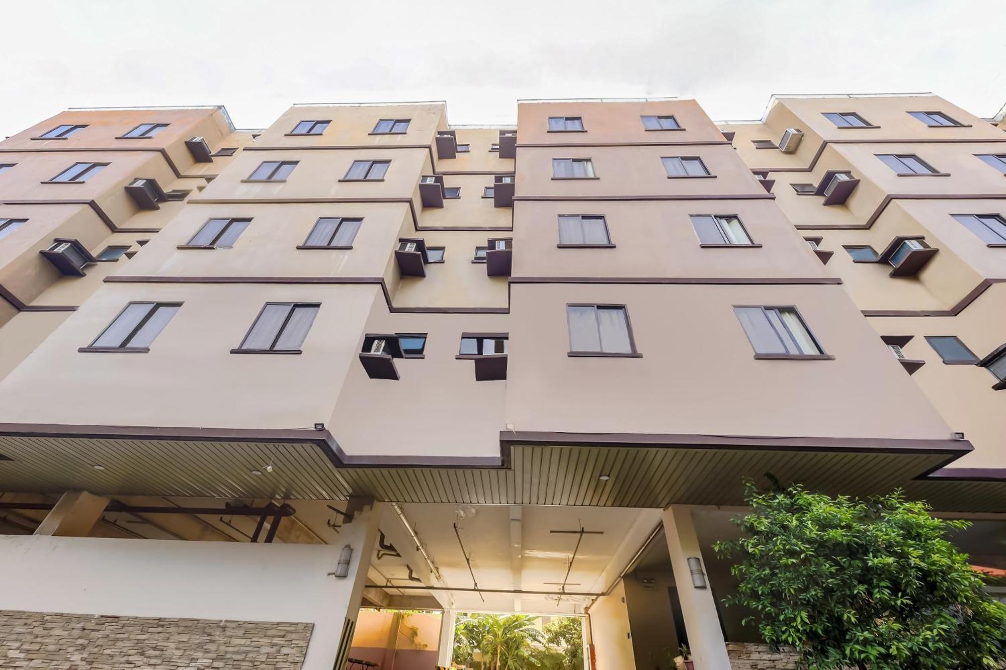 Cote D' Azure Hotel Las Piñas Екстериор снимка