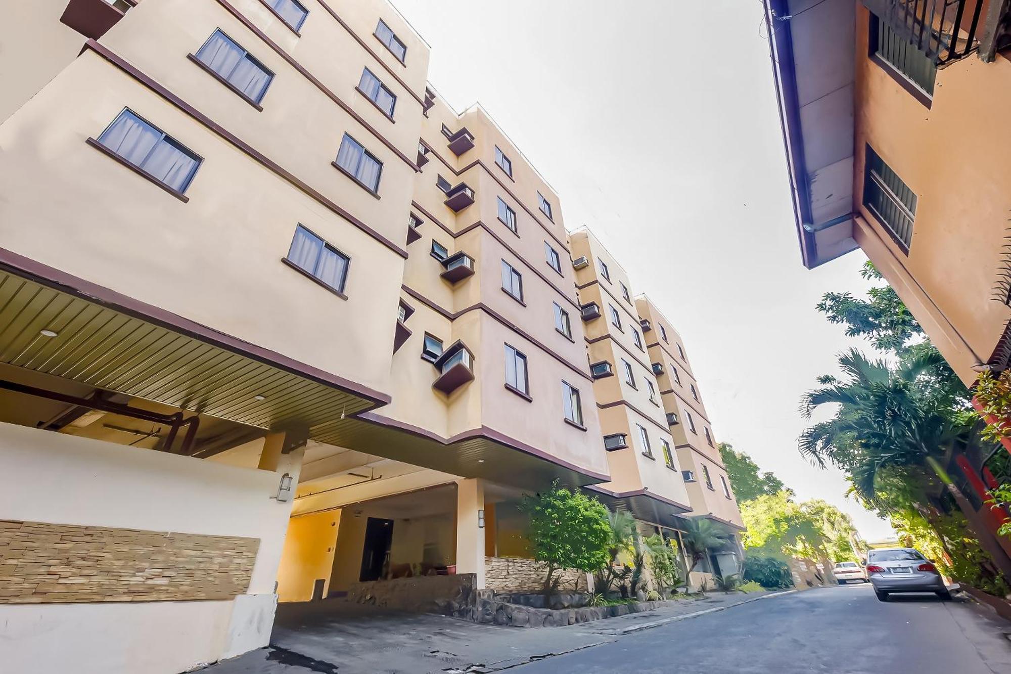 Cote D' Azure Hotel Las Piñas Екстериор снимка