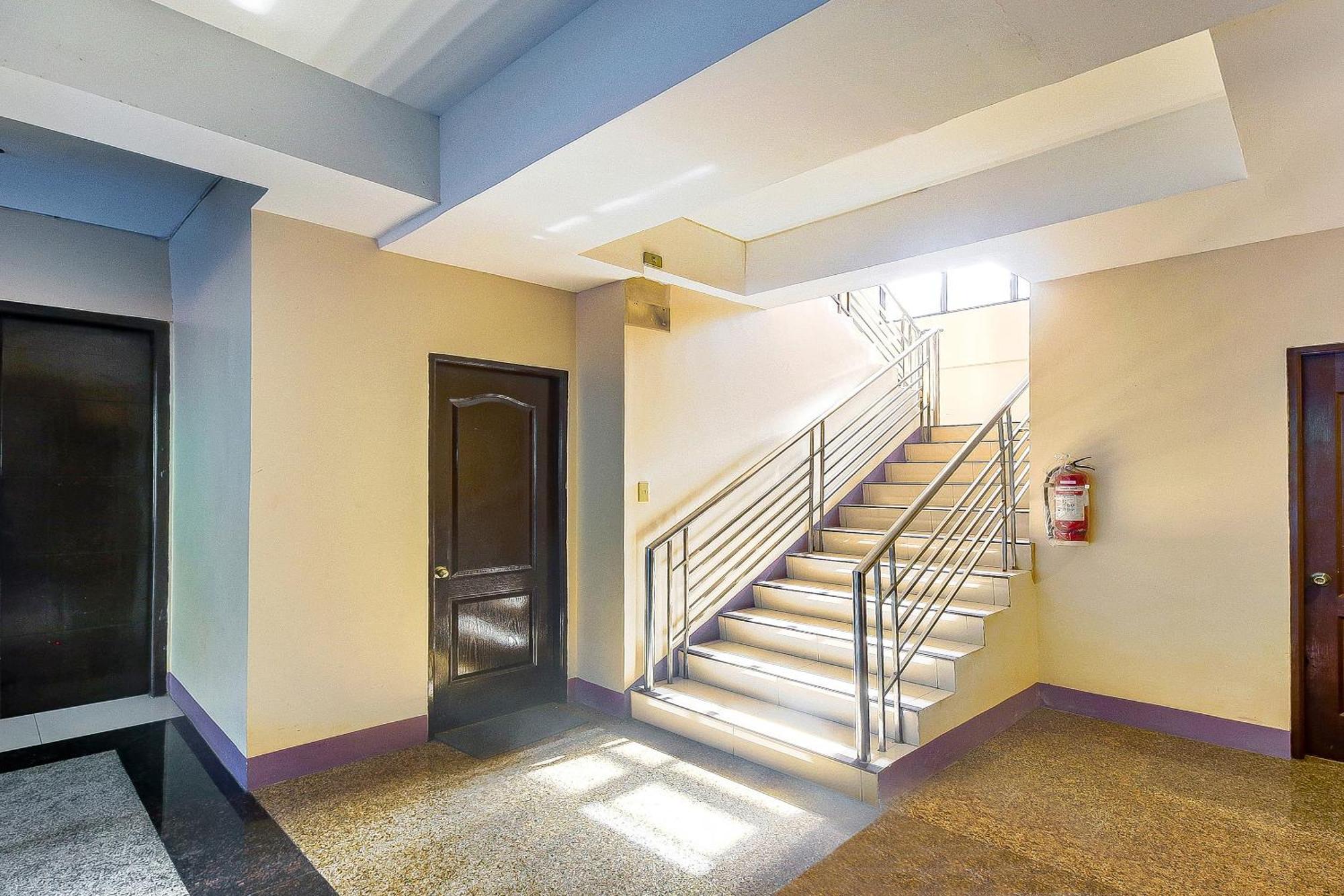 Cote D' Azure Hotel Las Piñas Екстериор снимка