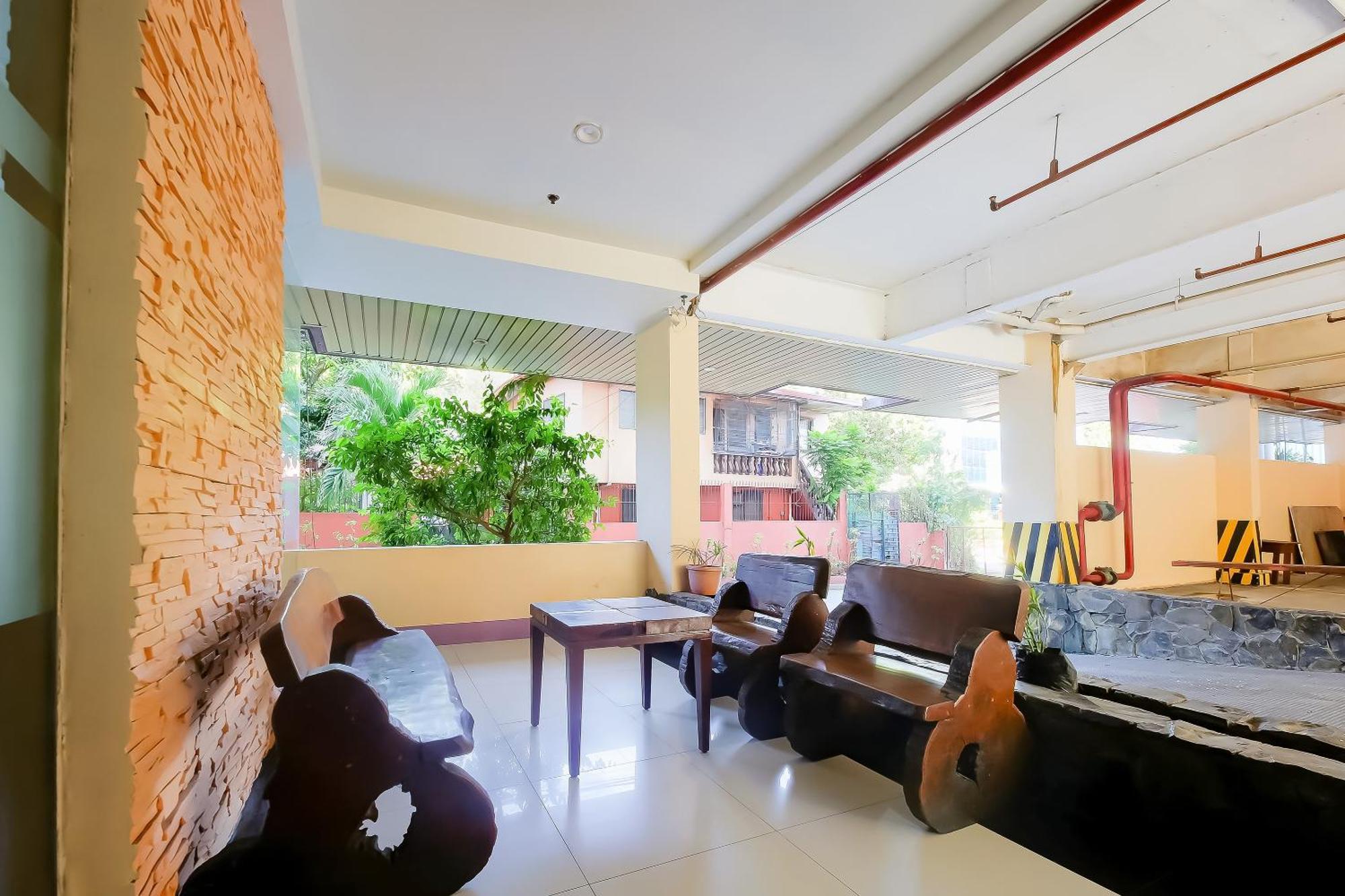 Cote D' Azure Hotel Las Piñas Екстериор снимка